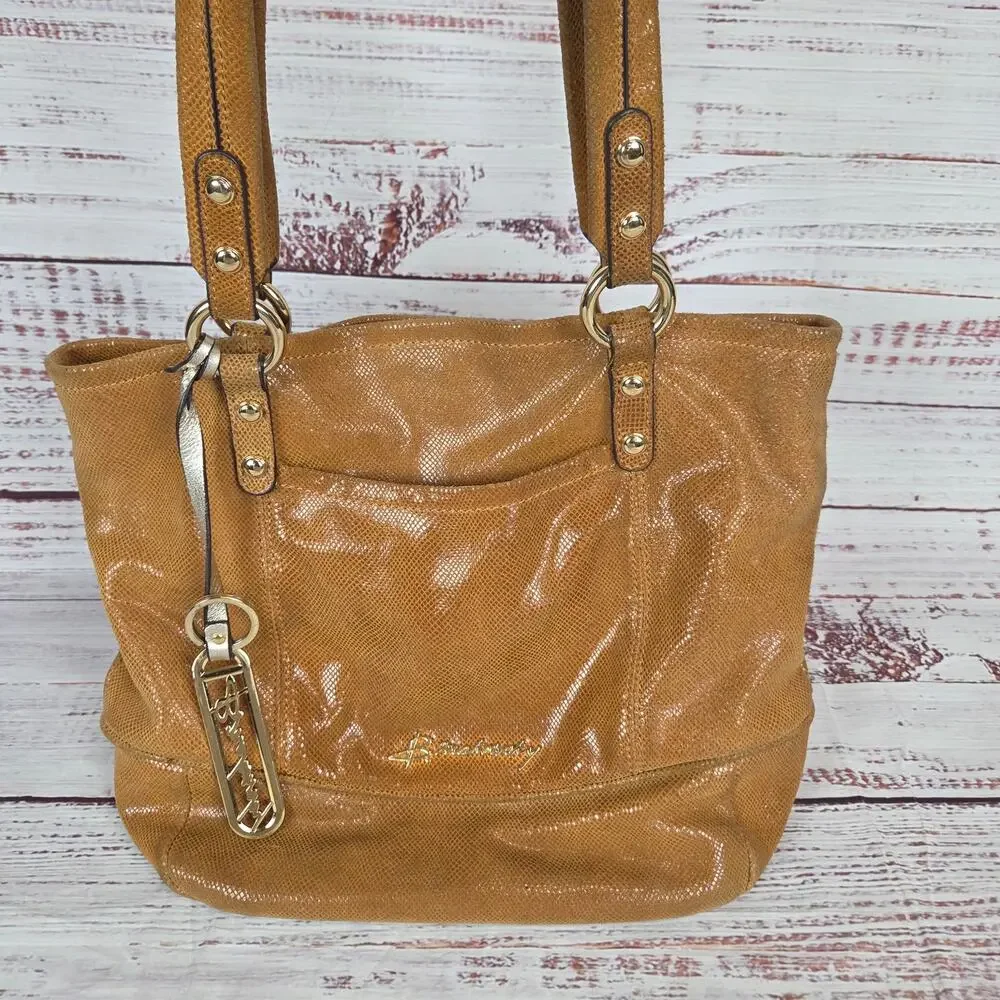 B Makowski Snakeskin Embossed Tan Tote Gold Tone Logo Hardware Casual Purse Bag